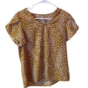 Small Leopard Petal Sleeve Top